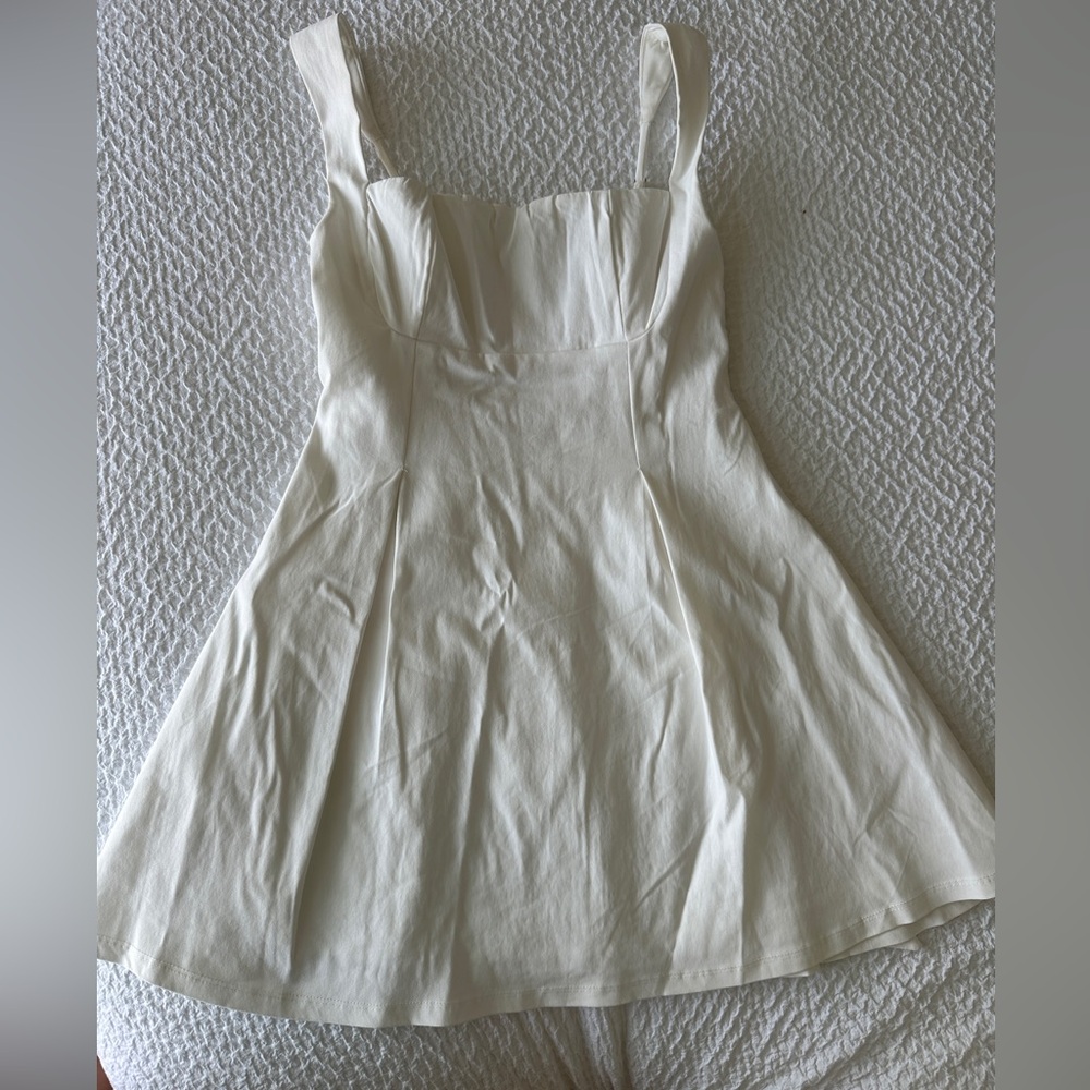 That’s So Fetch White Bransley Dress